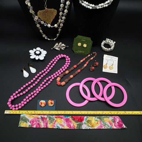 Vintage Costume Jewelry Lot 25pc Pink Beaded Leaf Necklaces Earrings Bangles
