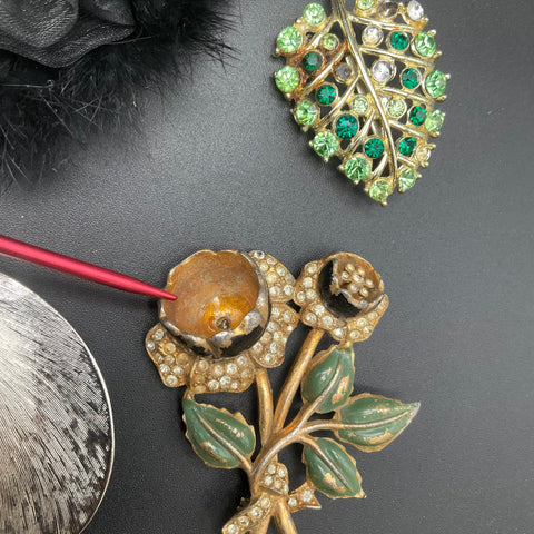 Vintage Brooch Pin Lot of 18 Reed & Barton Damascene Rhinestone Enamel 0.65 lbs