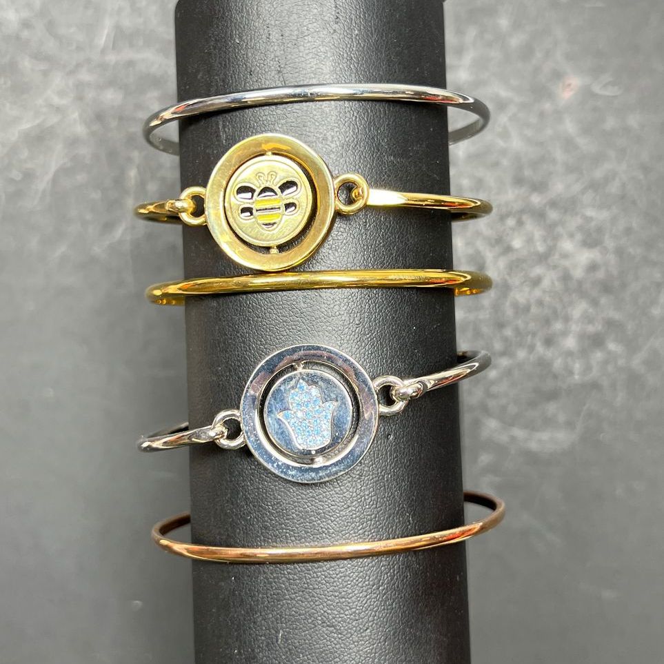 Carol Lee 5 Bangle Hamsa Bumble Bee Bracelets in Pouch