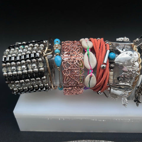 Costume Jewelry Bracelet Lot 40+ Pieces Bangles Cuffs Beaded Silver Gold Tone