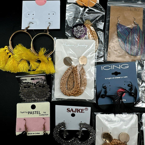 Mixed Boho Fashion Jewelry Lot ~40 Pairs Lovisa Dressbarn Tassel Rattan Dangle