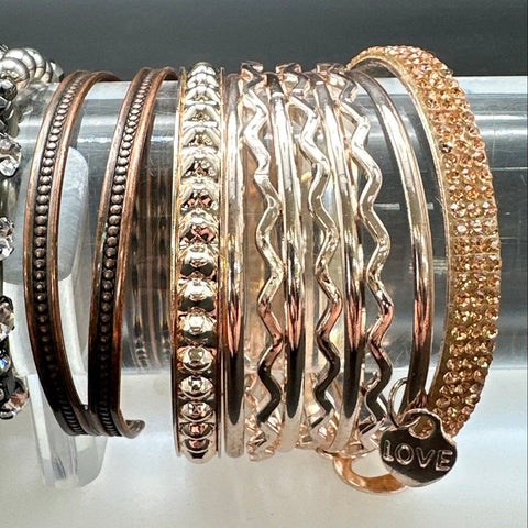 Fashion Costume Jewelry Lot 18 Bangles Cuffs Rhinestone Beaded Boho Mixed Tone