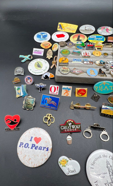 Lapel Pin Button Lot Vintage Enamel Metal Travel Souvenir Mixed Approx 100 Pcs
