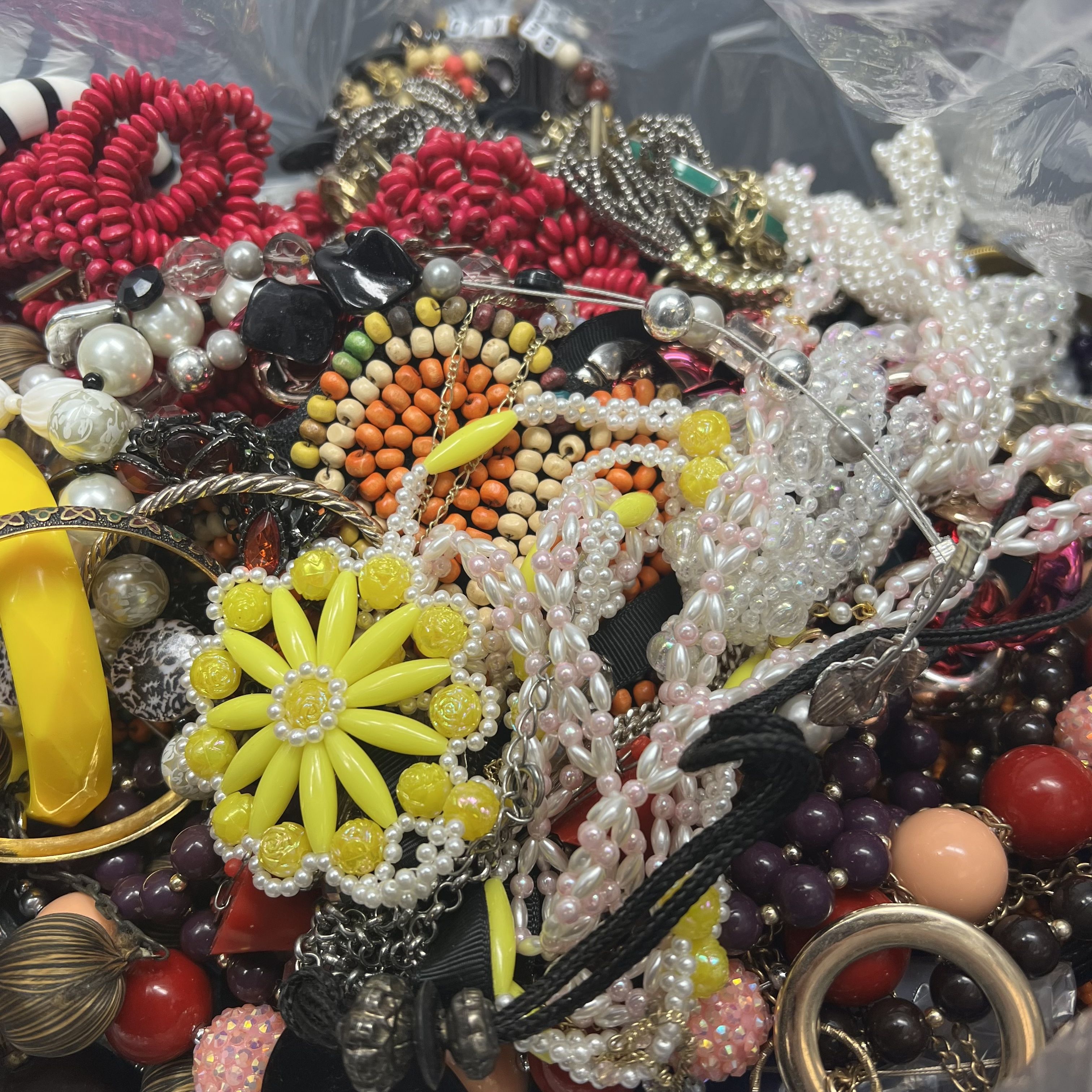 5LB Wearable Costume Jewelry Mixed Items Bag