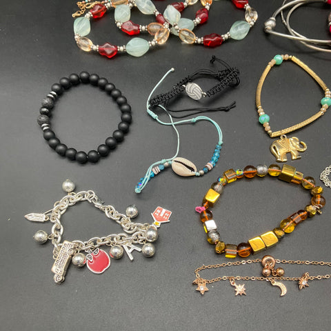 Vintage & Modern Bracelet Jewelry Lot of 40 Beaded Bangle Charm Cuff Mesh Chain