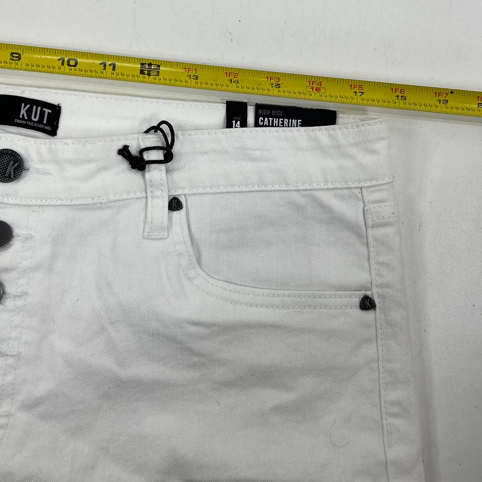 NWT Kut from the Kloth White Catherine Boyfriend High Rise Shorts Women's 14