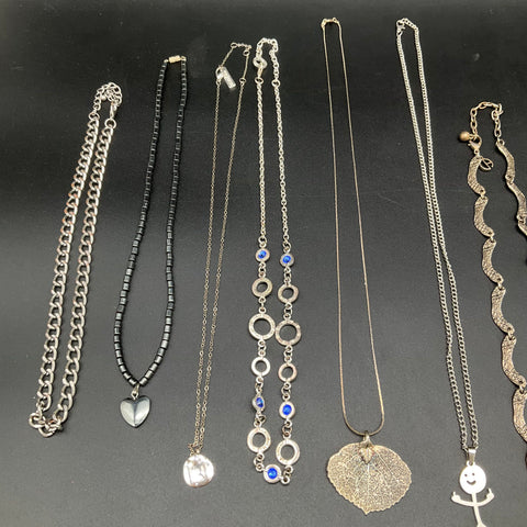 Mixed Fashion Costume Necklace Jewelry Lot of 18 Silver Gold Tone Pendants