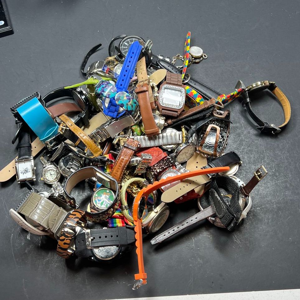 Assorted Styles Analog Watches Lot for Parts or Repair