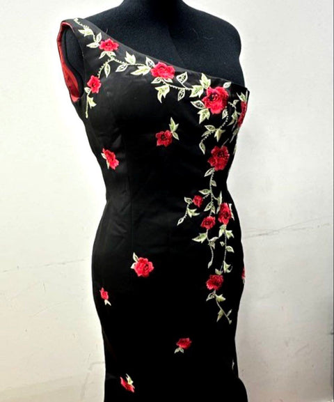 Terani Women's Black One Shoulder Rose Floral Embroidered Evening Gown Sz 8