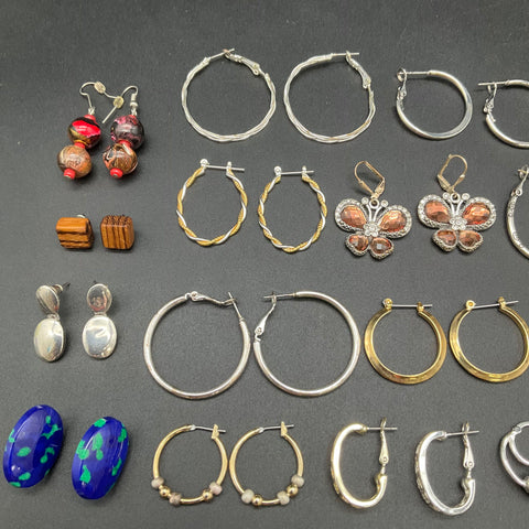 Vintage to Modern Mixed Costume Jewelry Lot 45+ Pairs Earrings Hoops Studs 8oz