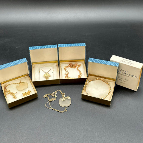 Vintage Avon Jewelry Lot 6 Pieces Frosted Glass Apple Fashion Waves Bangle Boxed