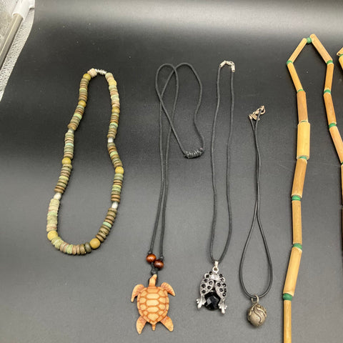 Vintage to Modern Mixed Necklace Jewelry Lot 15 Pieces Shell Wood Puka Cowrie