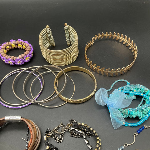 Eclectic Bracelet Jewelry Lot 30+ Harley-Davidson Huskers Snap Charm Beaded