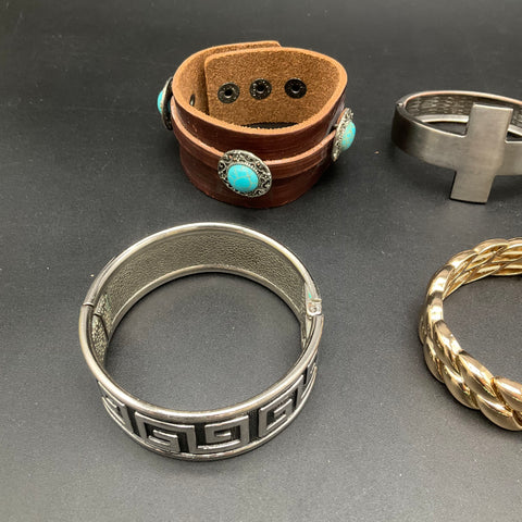 Nine West Vintage & Modern Jewelry Lot of 12 Bracelets Cuffs Bangles Beaded