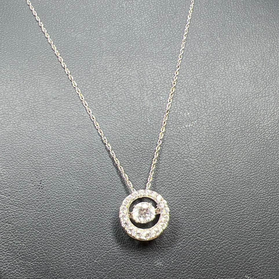 925 Sterling Silver Circle Rhinestone Pendant Necklace 3.2g