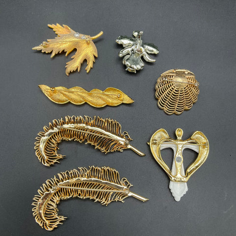 Vintage Costume Jewelry Lot 7 Pcs Gold Silver Tone Enamel Leaf Shell Feather