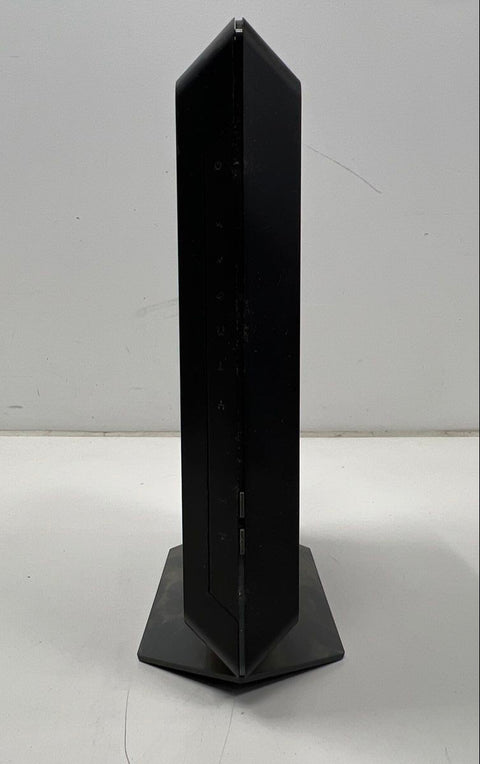 Netgear Nighthawk C7000v2 AC1900 WiFi Cable Modem Router DOCSIS 3.0 24x8