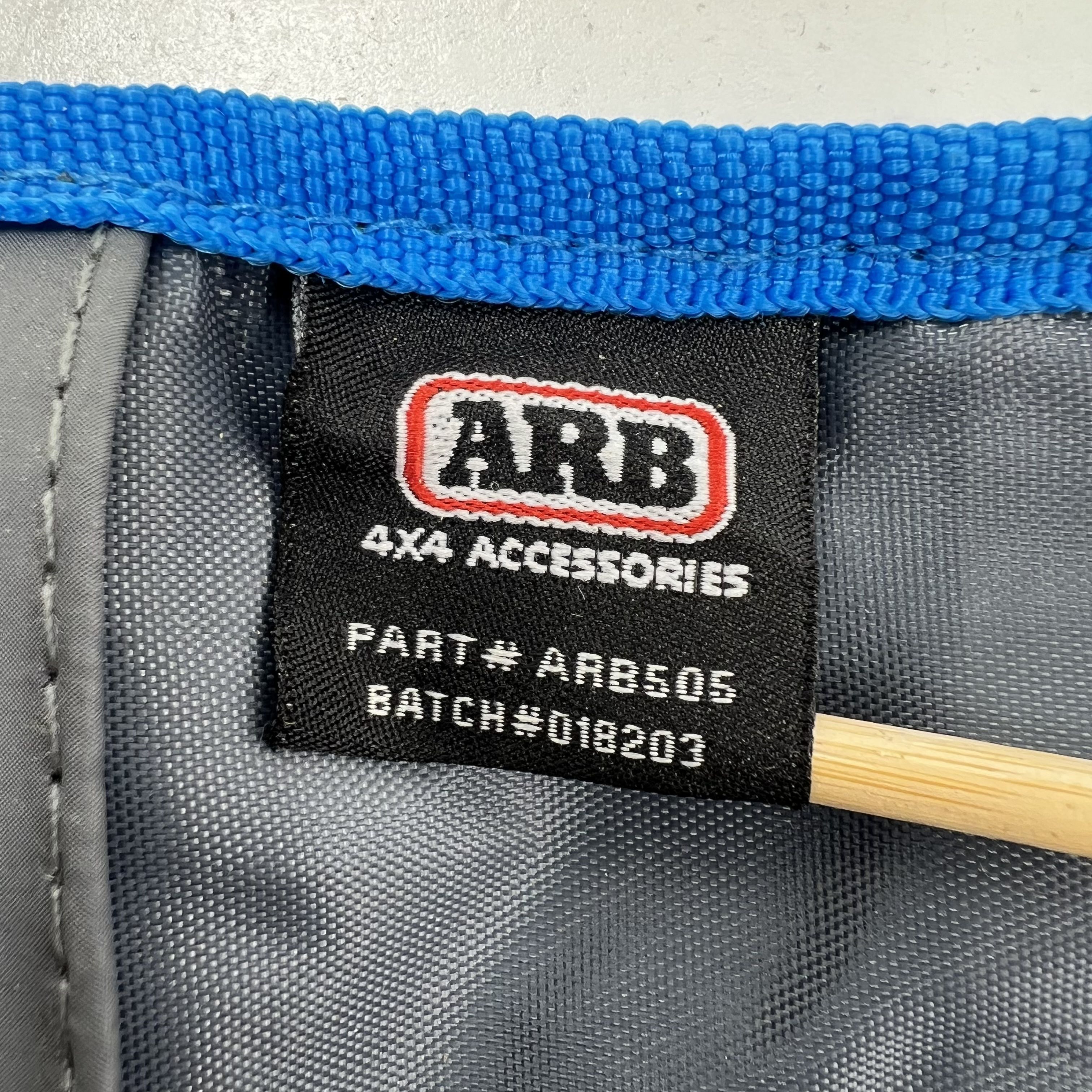 ARB E-Z Deflator Analog Tire Gauge 0-60 PSI w/ Valve Core Tool & Pouch