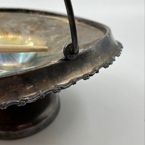 Vintage Beacon Silver Co Silver Plate Bridal Basket Footed Bowl Swing Handle