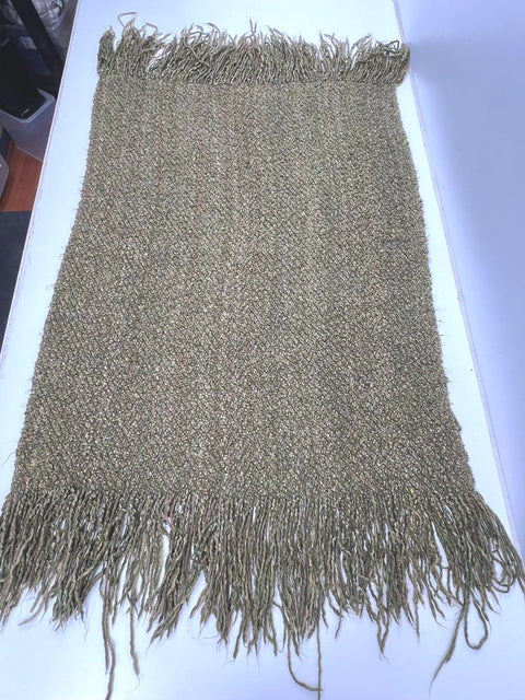 Pottery Barn Chunky Boucle Knit Throw Blanket Green Acrylic Blend Tassel Fringe