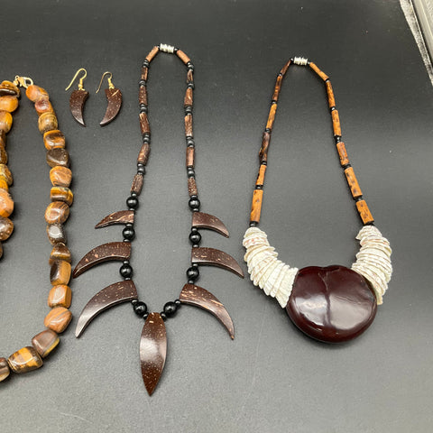 Vintage to Modern Costume Jewelry Lot 0.88 lbs Beaded Shell Stone Necklaces