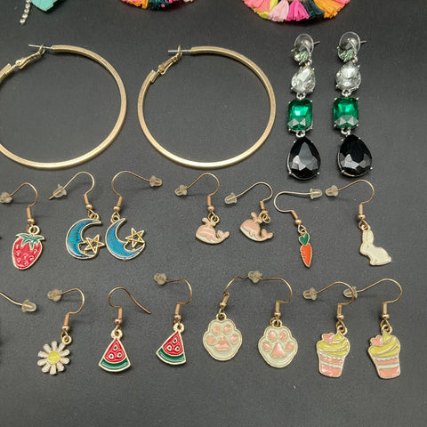 Fashion Jewelry Lot 28 Pairs Hoops Dangles Studs Novelty Enamel Boho City Gems