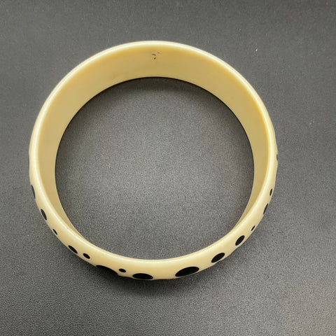 Vintage Mod 1960s Style Cream White Black Polka Dot Plastic Bangle Bracelet 8"