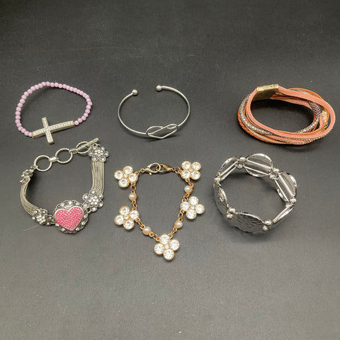 Fashion Jewelry Bracelet Lot 18pc Boho Cuff Beaded Charm Rhinestone Styles