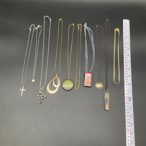 Fashion & Costume Jewelry Lot of 10 Necklaces Snake Cross Floral Pendants