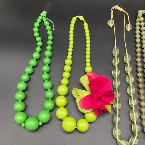 Mixed Costume Jewelry Lot 7 Fashion Necklaces Vintage to Modern Green Tones