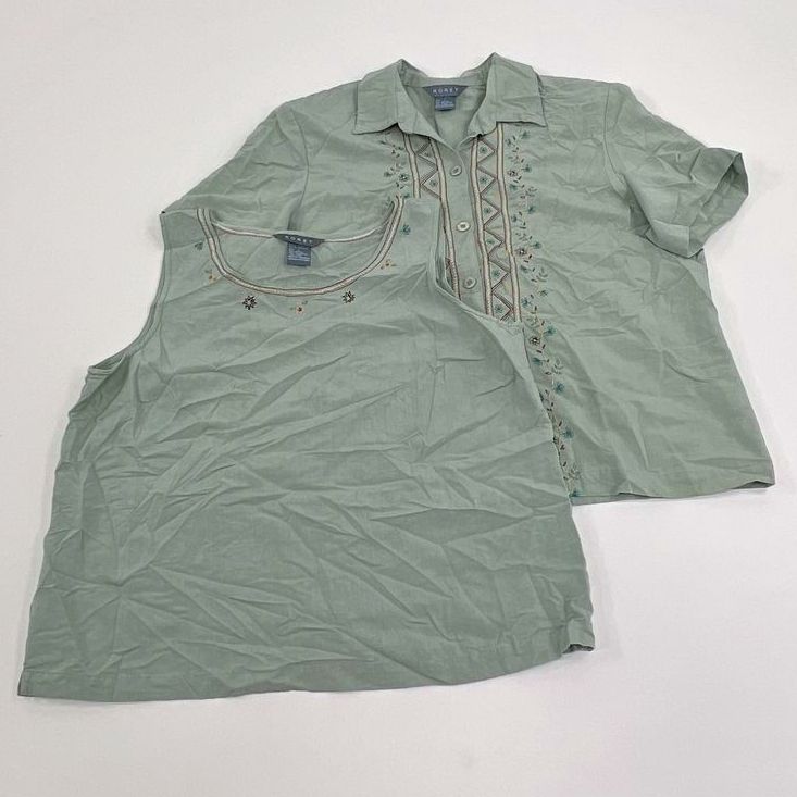 Women's Koret Green Embroidered Tank & Button Up Shirt Set - Size Large