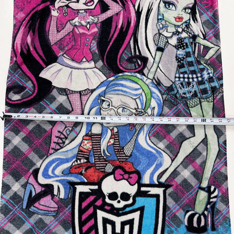 Monster High Girls Beach Towel Pink Blue Draculaura Frankie Abbey Plaid 28x56