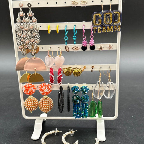 Fashion Jewelry Lot 18 Pair Earrings Hoops Studs Chandelier Beaded Rhinestone