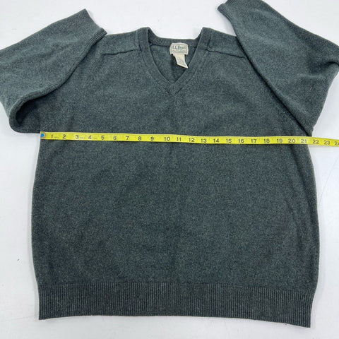 L.L. Bean Men's Gray V-Neck 100% Lambswool Knit Sweater Sz XL