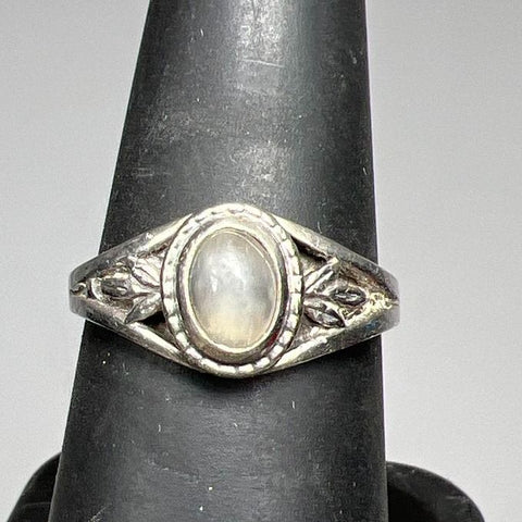 Sterling Silver Clear Stone Ring Size 7.5 3.2g