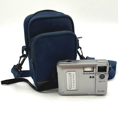 Vintage Fujifilm MX-1200 1.3MP Digital Point & Shoot Camera Silver With Case