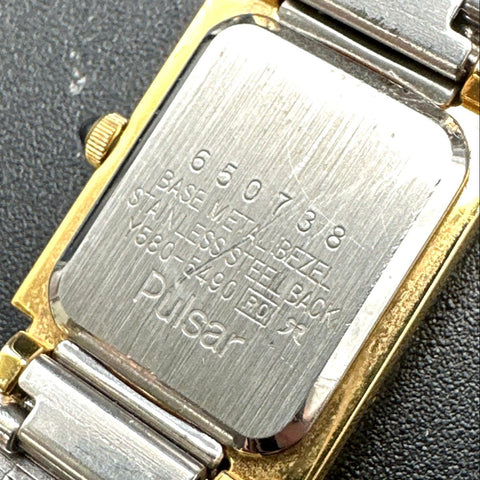 Vintage Pulsar Womens Watch Lot of 5 Gold Tone Quartz Bracelet Stretch Bands