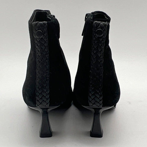 Donald Pliner Baltimore SP Black Suede Pointed Toe Ankle Boots Women's Size 7