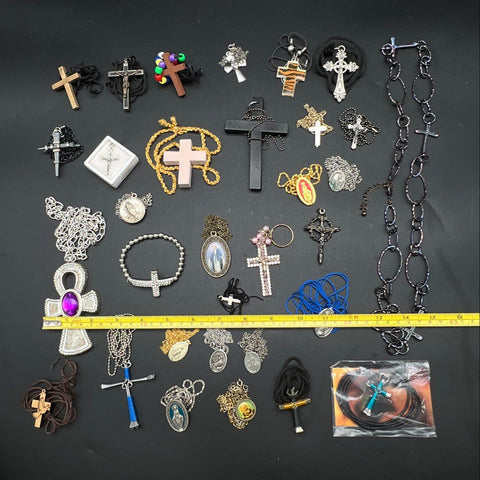 Vintage to Modern Religious Jewelry Lot Crosses Crucifixes Medals 32 Pieces
