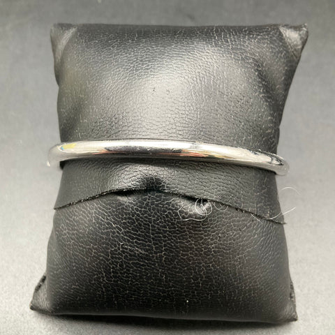 Kate Spade New York Silver Tone Knot Hinge Bangle Bracelet Approx. 6.75"