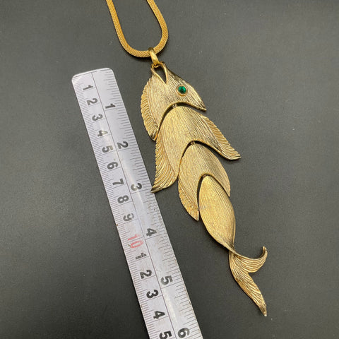Vintage Napier Articulated Fish Pendant Gold Tone Mesh Chain Green Eye