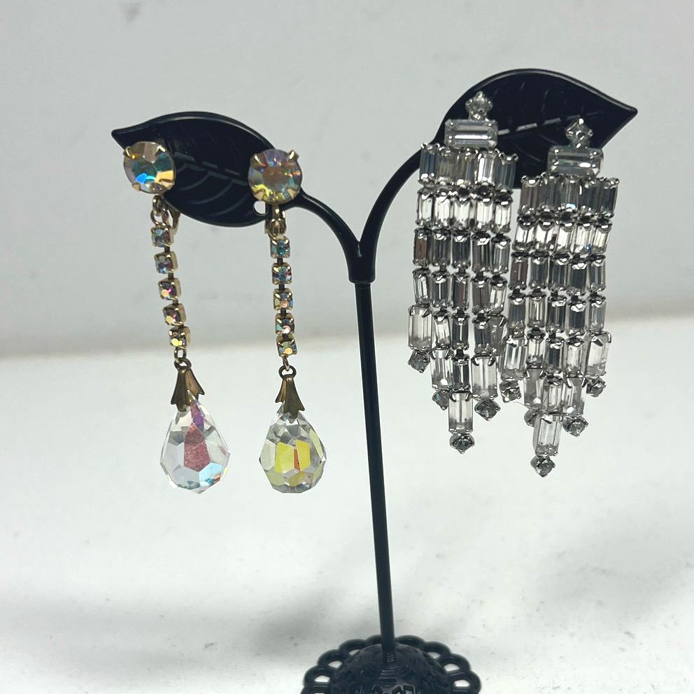 2 Pairs Bling Rhinestone Dangle Clip On Earrings