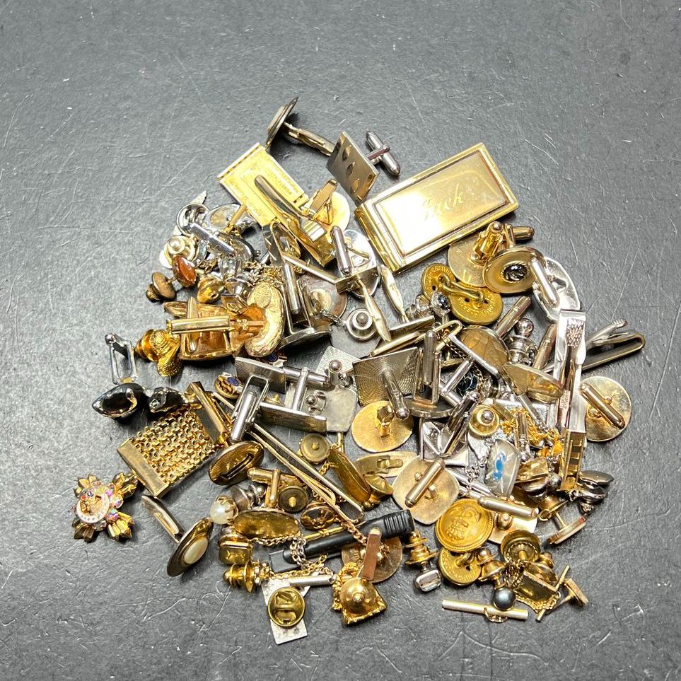 Men's Accessories Cufflinks Pins & More Jewelry Lot
