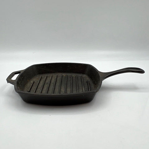 Lodge 10.5 Inch Cast Iron Square Grill Pan with Assist Handle Made in USA