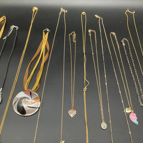 Fashion Costume Jewelry Lot of 16 Necklaces Agate Rhinestone Statement Pendants