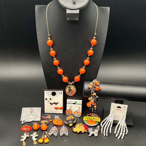 Halloween Costume Jewelry Lot of 17 Claire's Necklace Bracelet Earrings Brooches