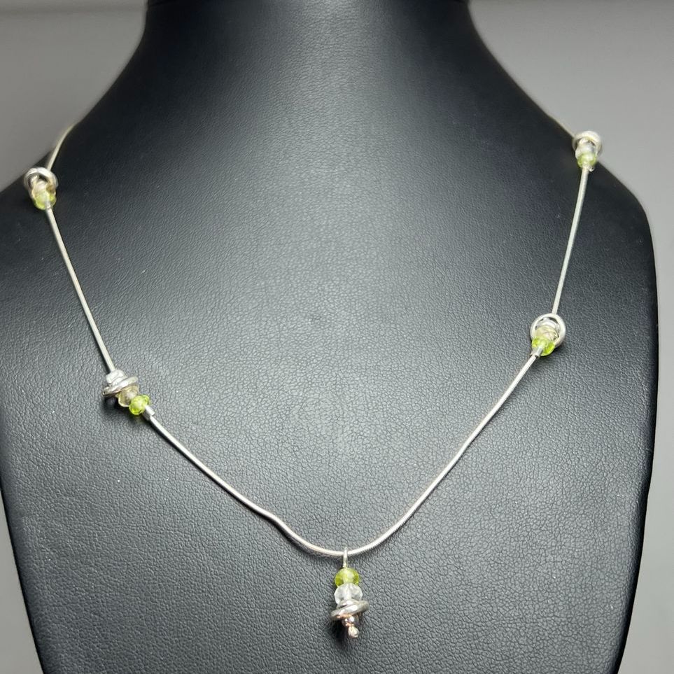 Megido Sterling Silver Green Bead Necklace 10.36g