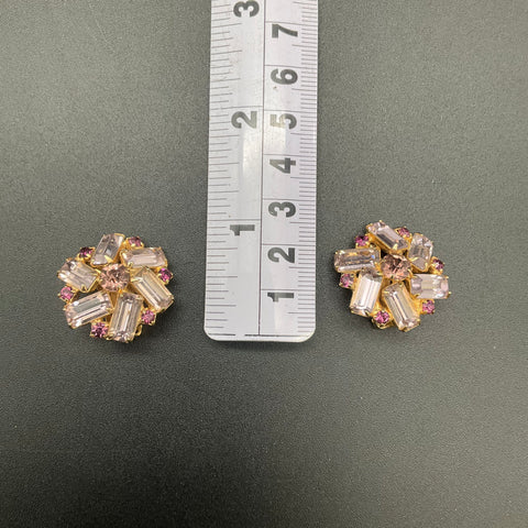 Vintage Gold Tone Purple Rhinestone Cluster Clip On Earrings Baguette Cut