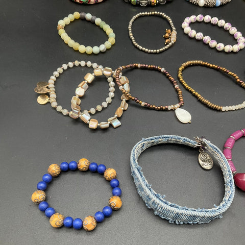 Vintage & Modern Mixed Costume Jewelry Lot 26 Beaded Bracelets Bangles Cuffs