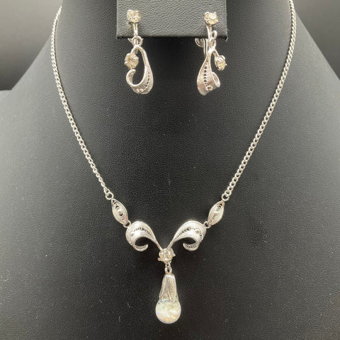 Vintage Espo Filigree Necklace & Screw Back Earrings Set Floating Opal Style